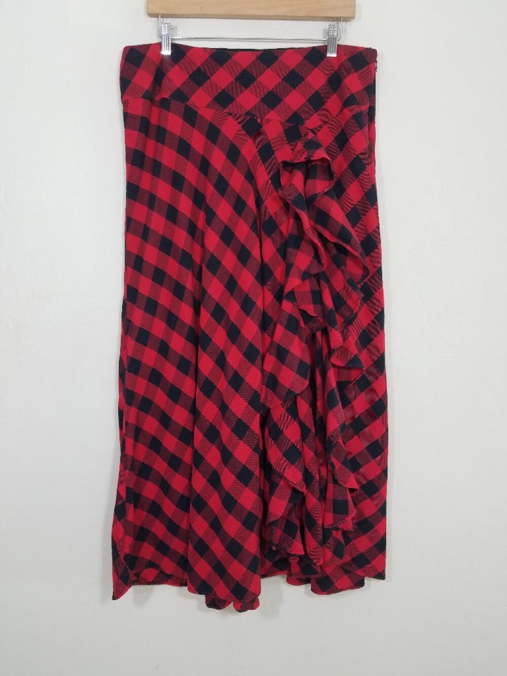 Lauren Ralph Lauren Ruffle Plait Cotton Black and Red Skirt Size 12